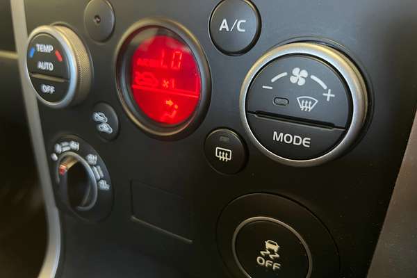 2016 Suzuki Grand Vitara Navigator JB