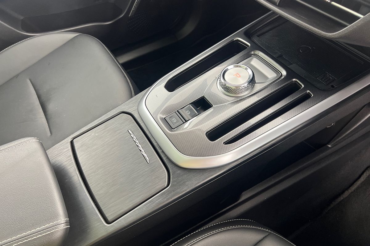 2022 GWM Jolion Ultra Hybrid A01