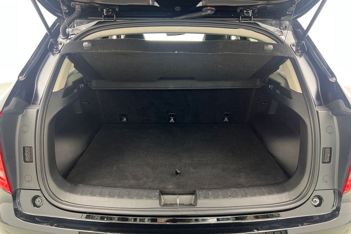 2022 GWM Jolion Ultra Hybrid A01