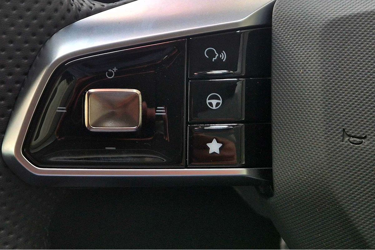 2025 MG HS Super Hybrid Excite AS33P