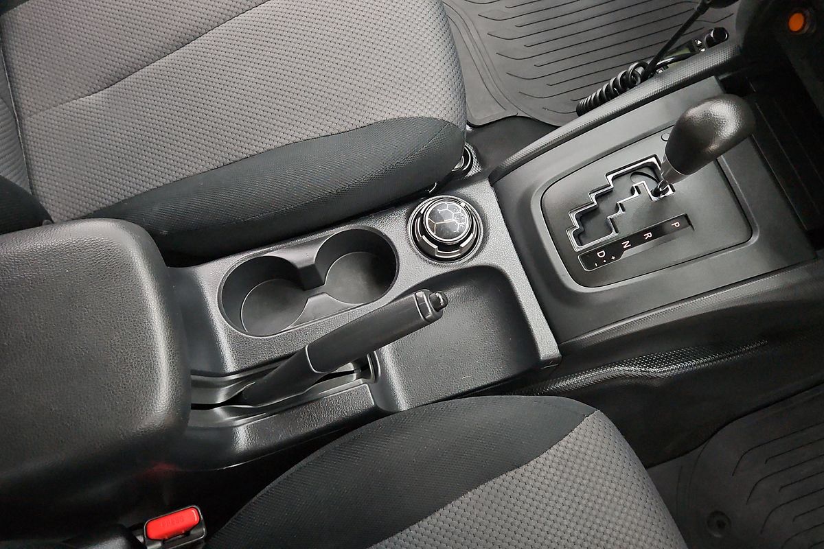 2022 Mitsubishi Triton GLX MR 4X4