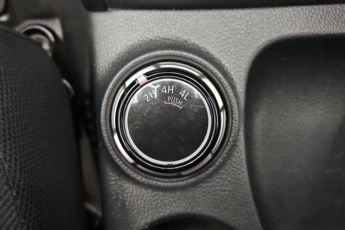 2022 Mitsubishi Triton GLX MR 4X4