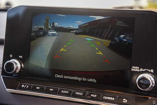 2025 Mitsubishi Outlander LS ZM