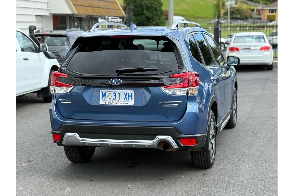 2022 Subaru Forester Hybrid L S5