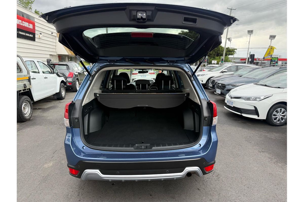 2022 Subaru Forester Hybrid L S5