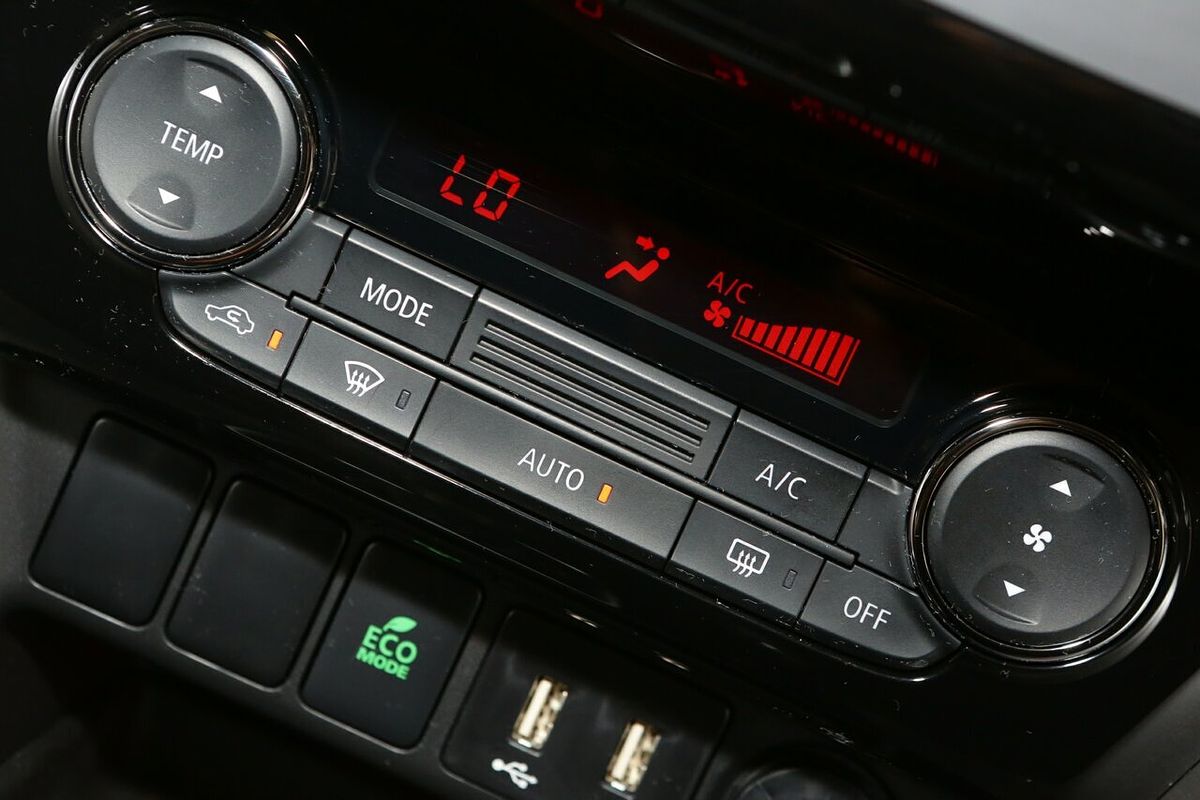 2024 Mitsubishi Eclipse Cross ES YB