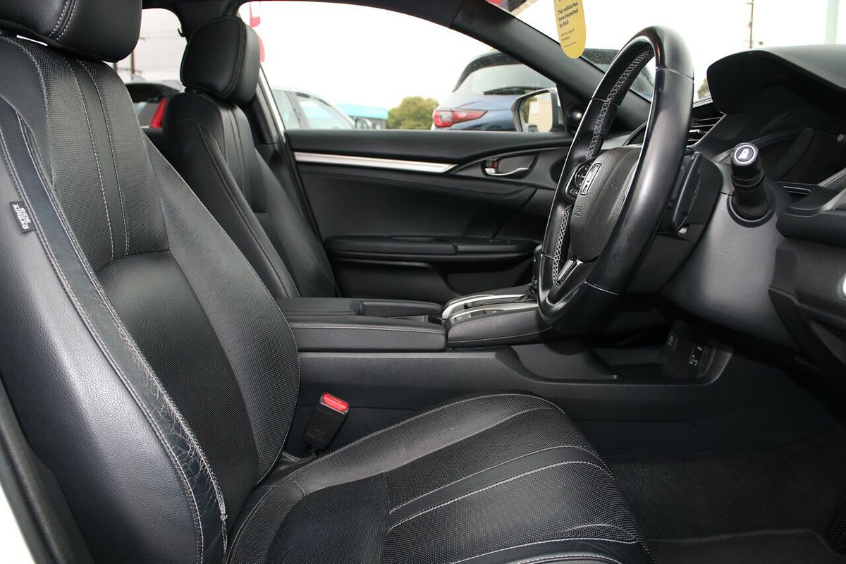 2017 Honda Civic VTi-LX 10th Gen