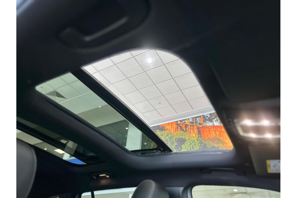 2021 Mercedes-Benz GLB-Class GLB250 X247