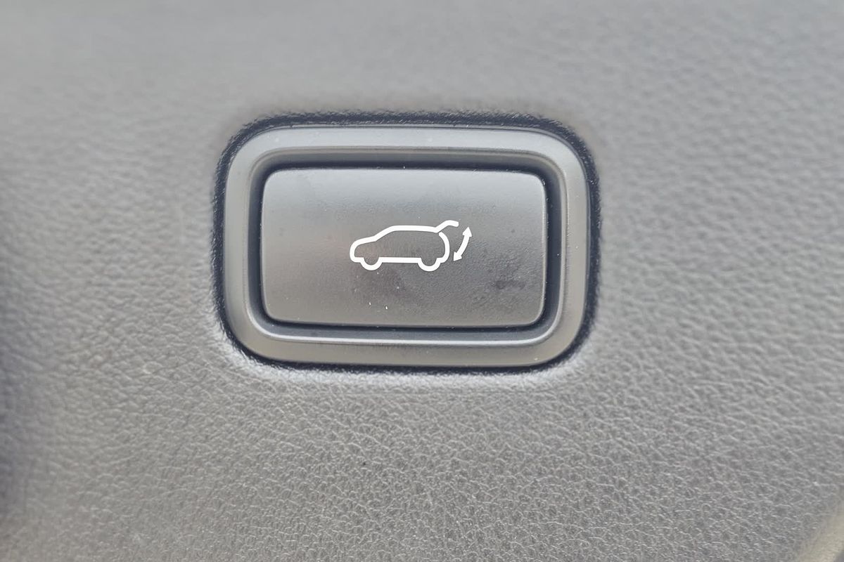 2019 Kia Sorento SLi UM