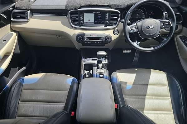 2019 Kia Sorento SLi UM