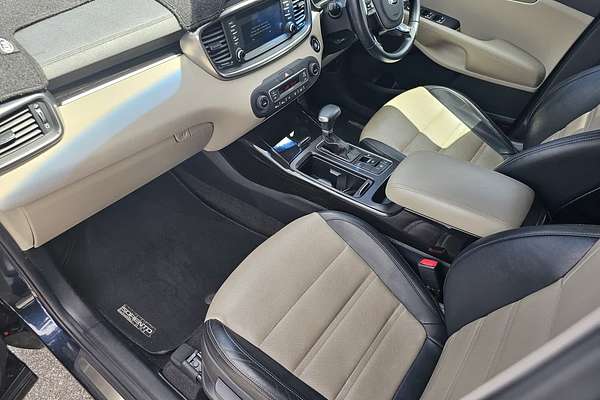 2019 Kia Sorento SLi UM