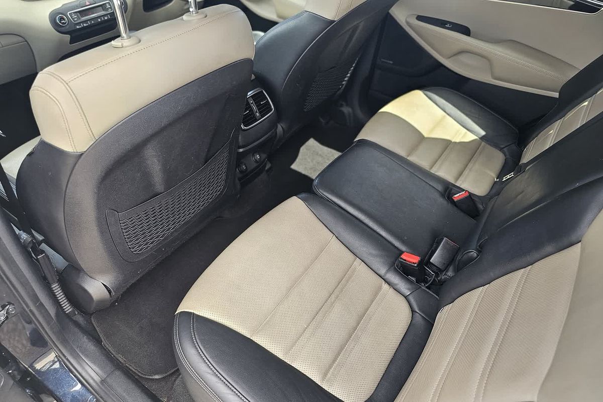 2019 Kia Sorento SLi UM