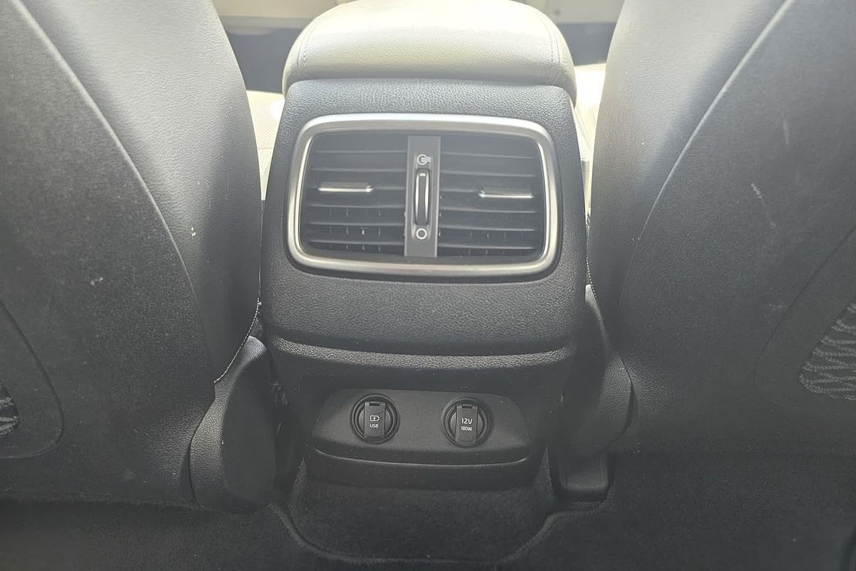 2019 Kia Sorento SLi UM