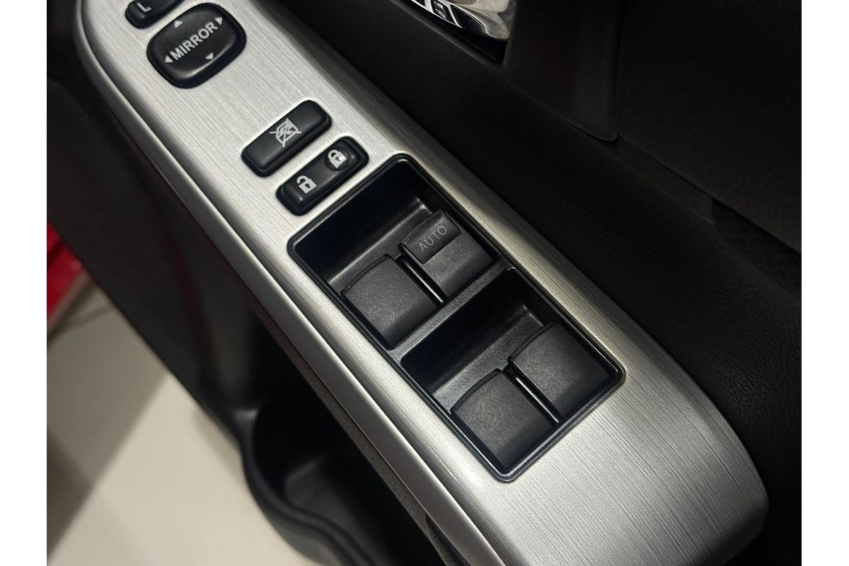 2015 Toyota Camry Atara S ASV50R