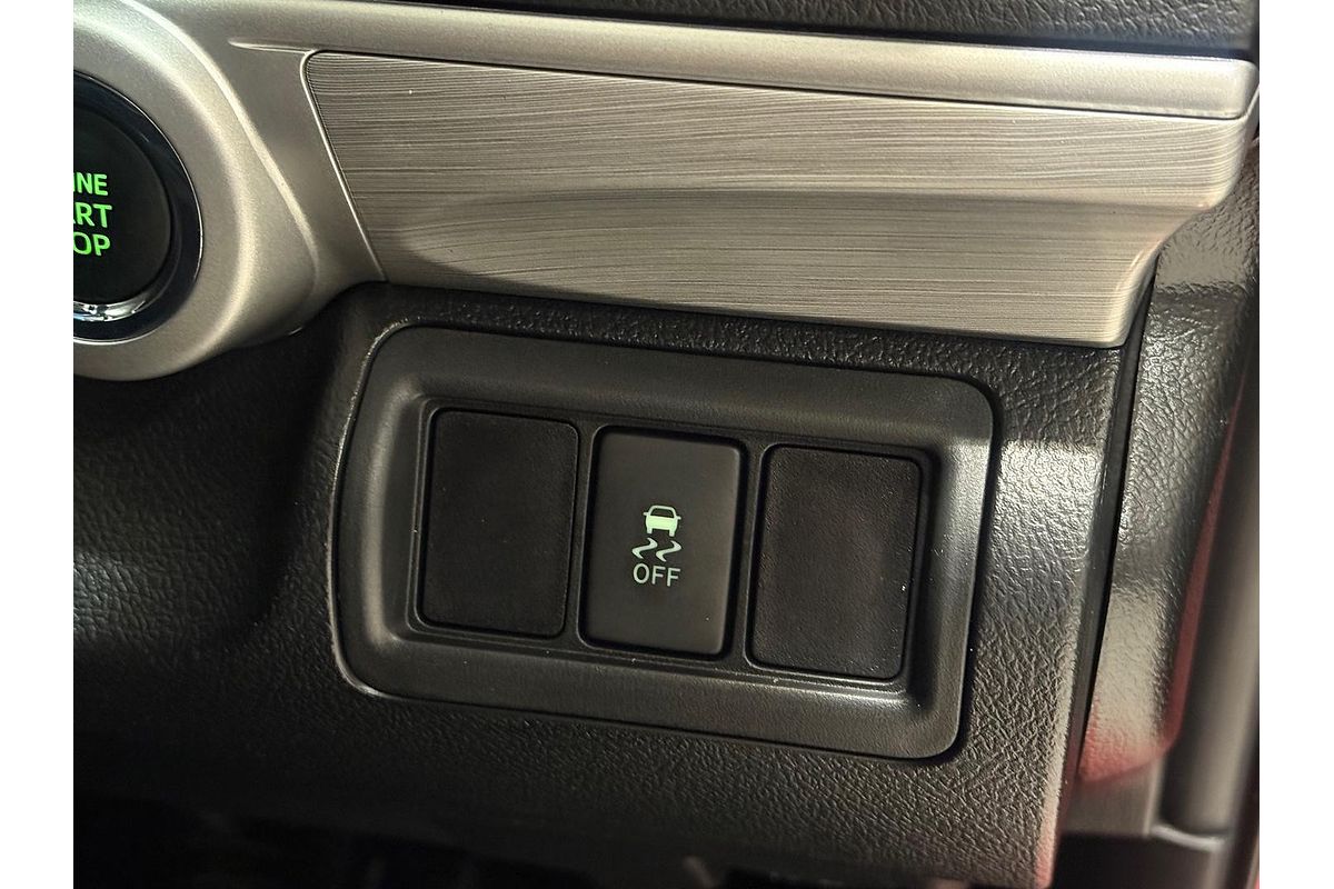 2015 Toyota Camry Atara S ASV50R