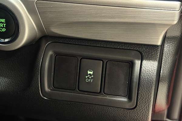 2015 Toyota Camry Atara S ASV50R