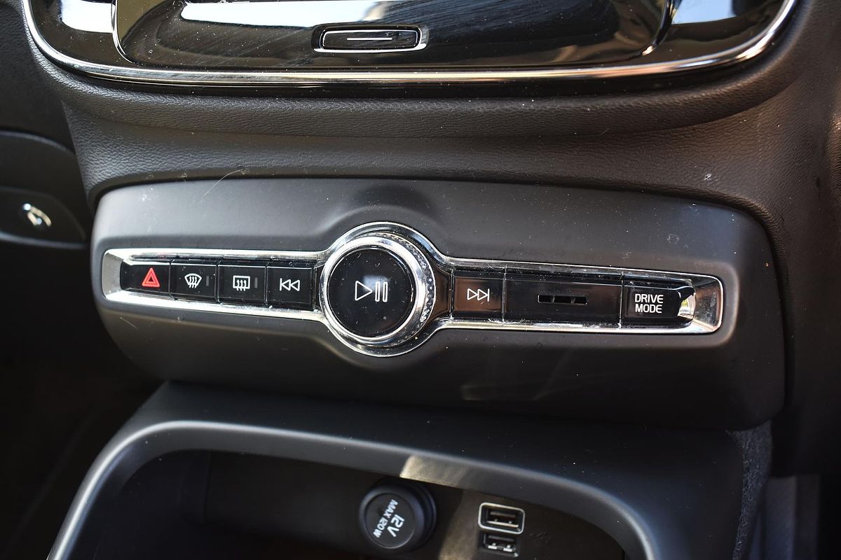 2018 Volvo XC40 T4 Inscription