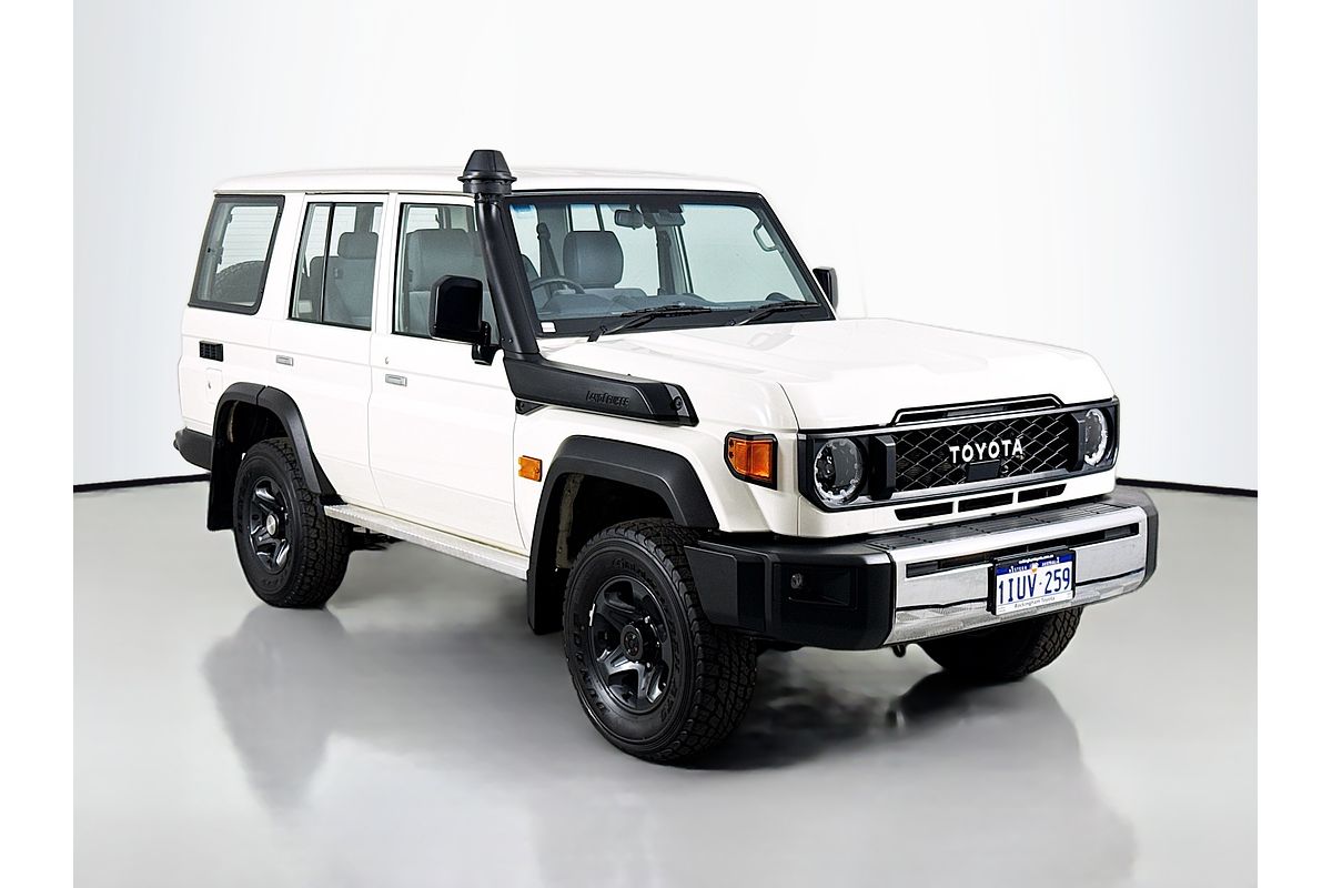 2024 Toyota Landcruiser GXL GDJL76R