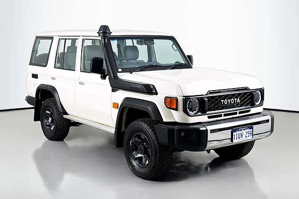 2024 Toyota Landcruiser GXL GDJL76R