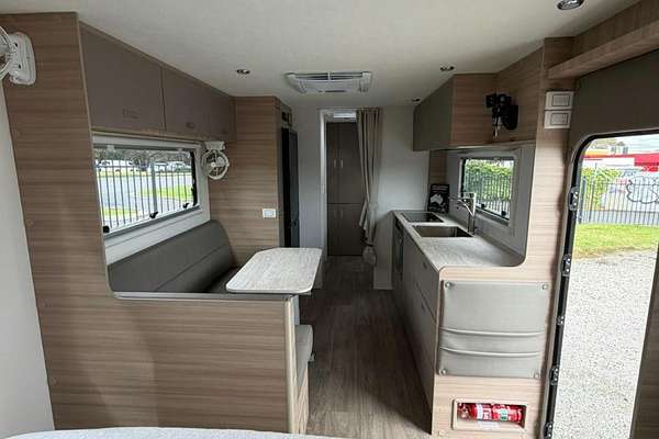 2025 Jayco Adventurer 22.68-1.48V.At-My25