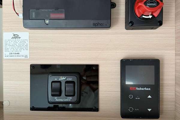 2025 Jayco Adventurer 22.68-1.48V.At-My25