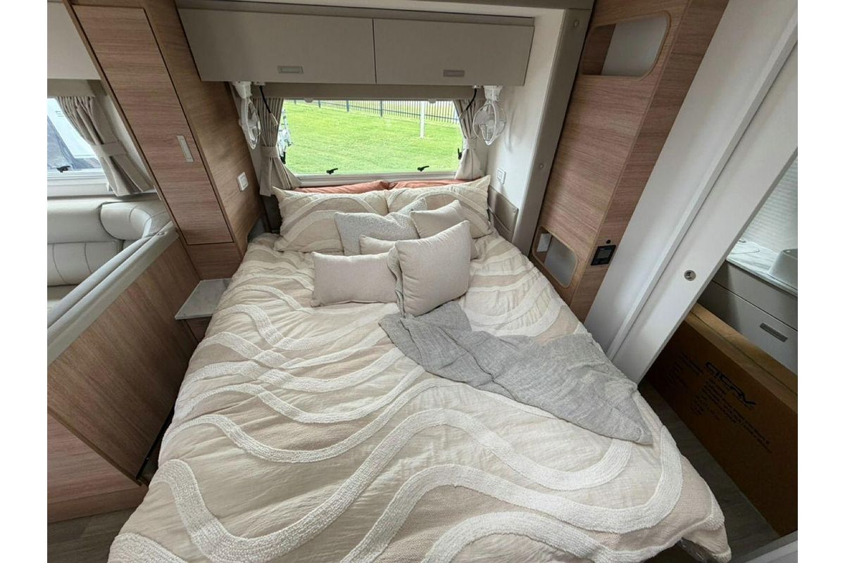 2025 Jayco Silverline 24.75-4.Ob.Sl-My25