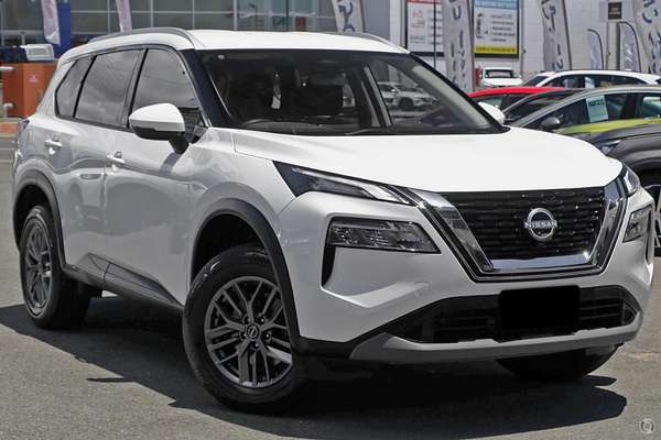 2025 Nissan X-TRAIL ST T33