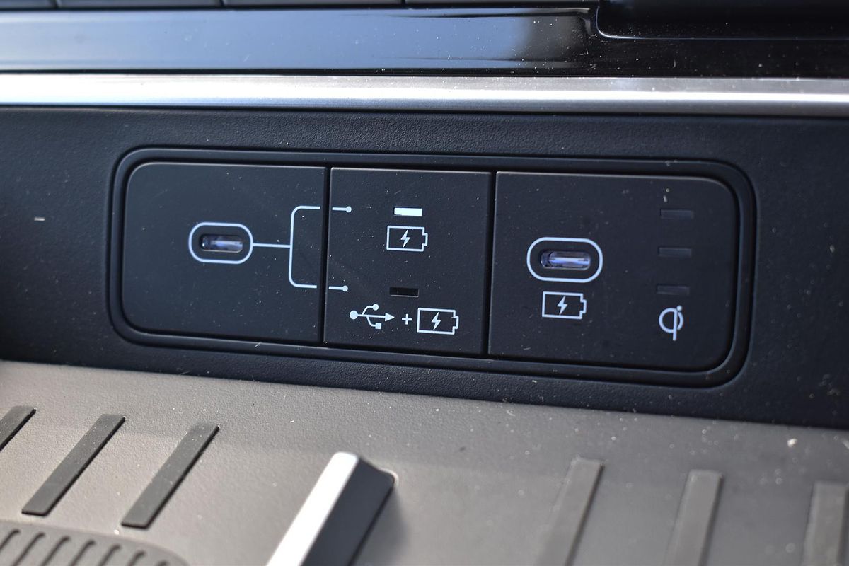 2025 Hyundai Santa Fe MX5.V1