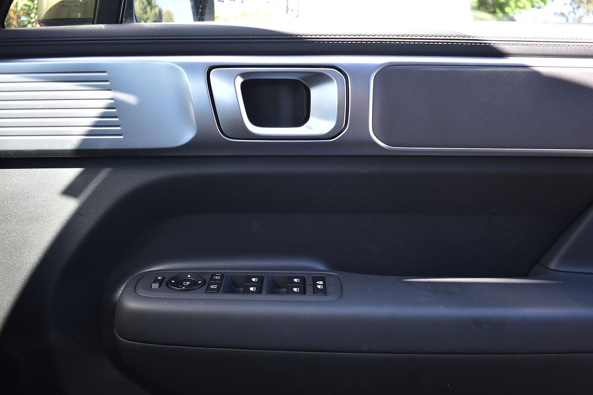 2025 Hyundai Santa Fe MX5.V1