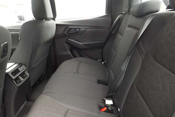 2025 Isuzu D-MAX X-RIDER 4X4