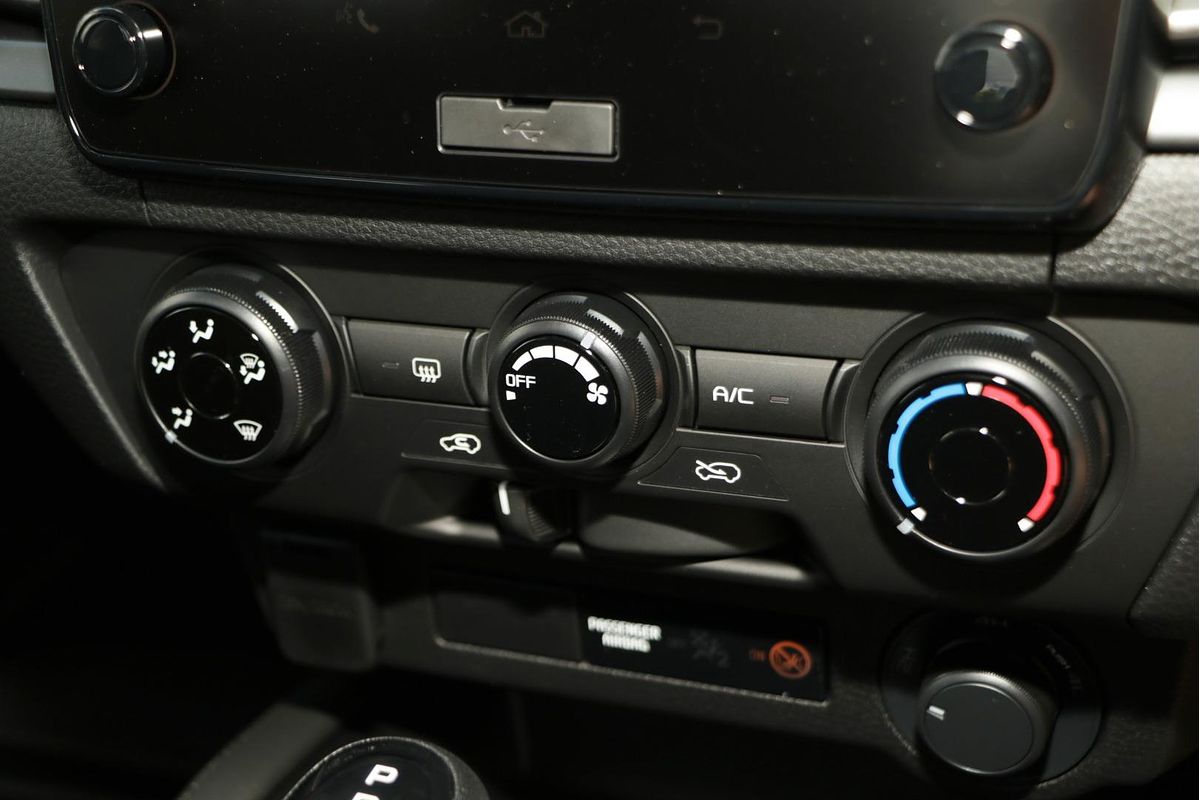 2025 Mazda BT-50 XT TF 4X4