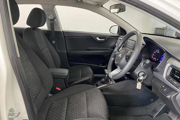 2017 Kia Rio S YB