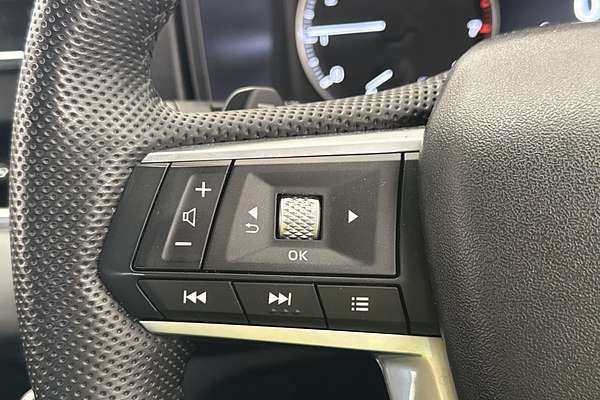 2023 Mitsubishi Outlander LS Black Edition ZM