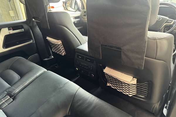 2020 Toyota Landcruiser Sahara VDJ200R