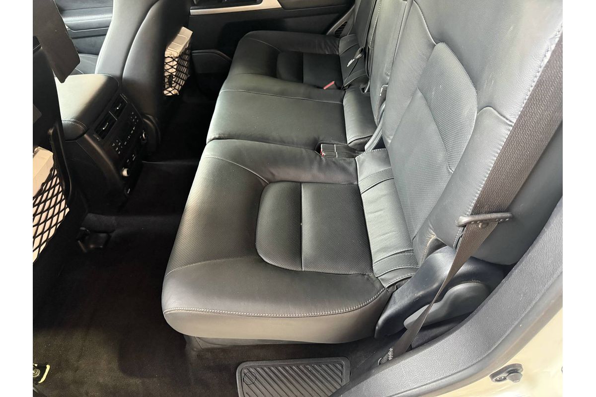 2020 Toyota Landcruiser Sahara VDJ200R