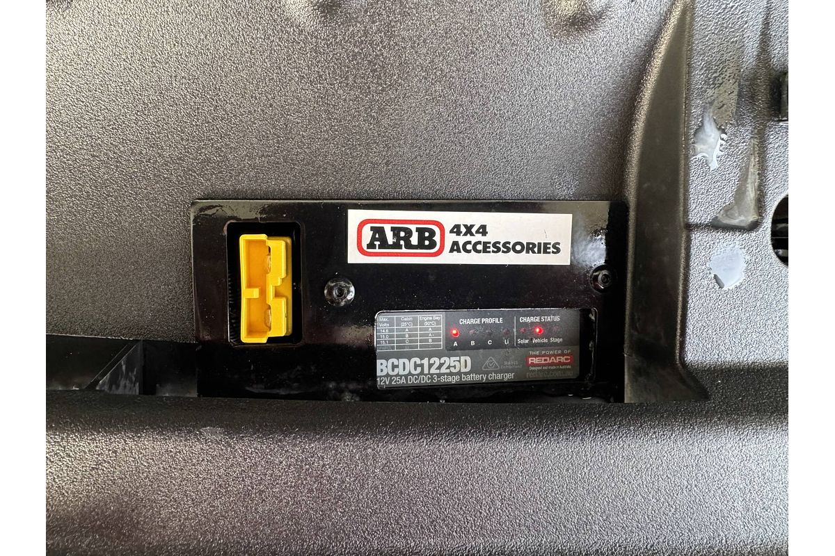 2020 Toyota Landcruiser Sahara VDJ200R