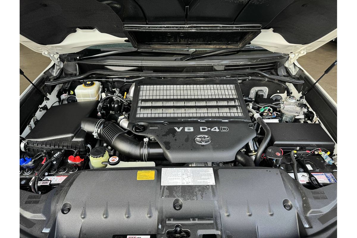 2020 Toyota Landcruiser Sahara VDJ200R