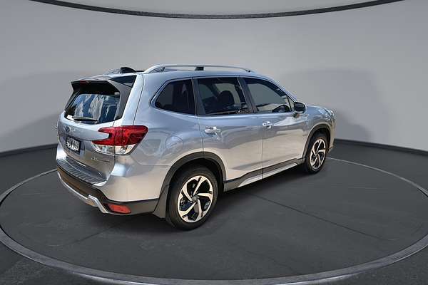 2023 Subaru Forester 2.5i-S S5