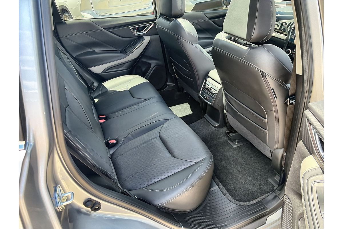 2023 Subaru Forester 2.5i-S S5