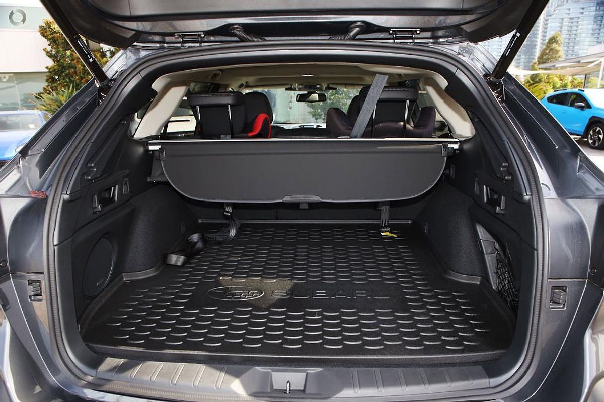 2025 Subaru Outback AWD Touring 6GEN