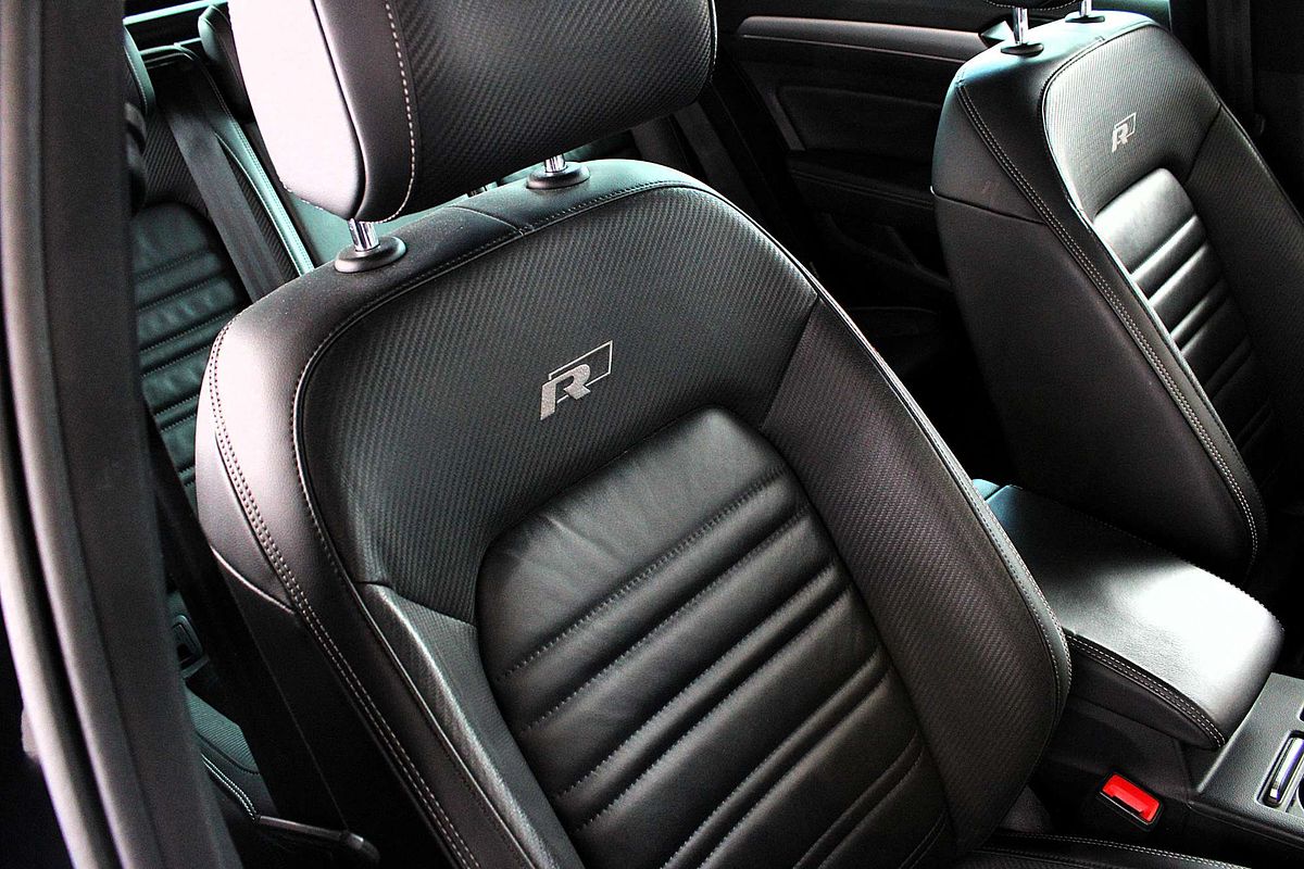 2016 Volkswagen Passat 206TSI R-Line B8