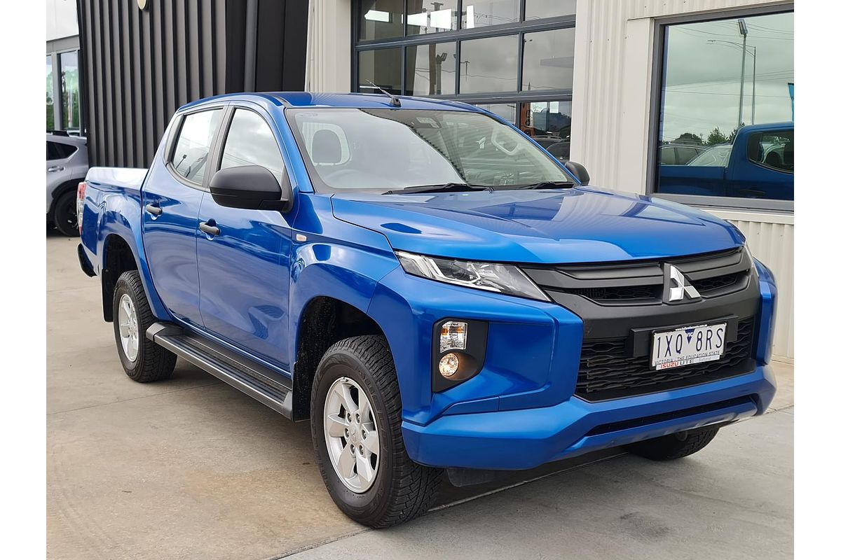 2023 Mitsubishi Triton GLX+ MR 4X4