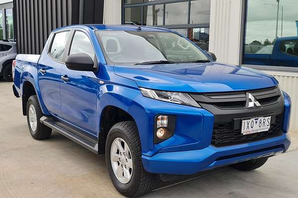 2023 Mitsubishi Triton GLX+ MR 4X4