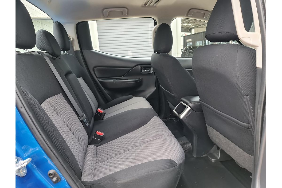 2023 Mitsubishi Triton GLX+ MR 4X4