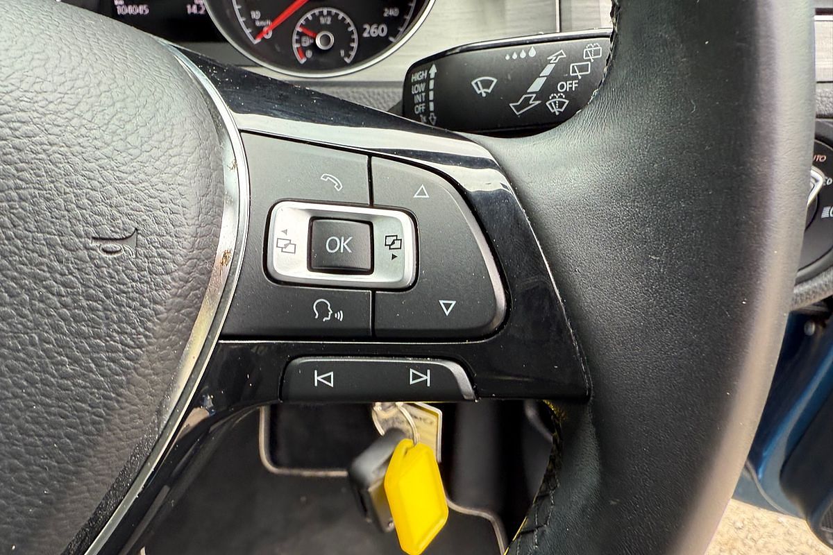 2015 Volkswagen Golf 90TSI Comfortline 7