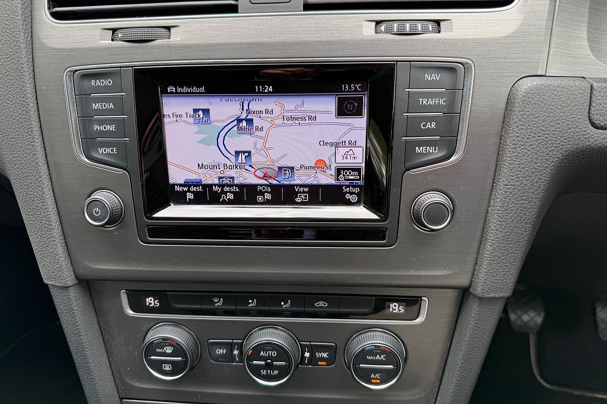 2015 Volkswagen Golf 90TSI Comfortline 7