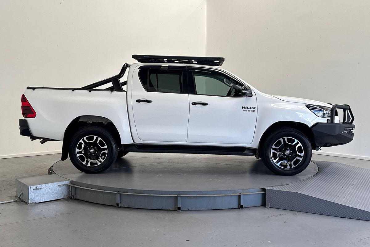 2024 Toyota Hilux SR5 48V GUN126R 4X4