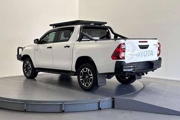 2024 Toyota Hilux SR5 48V GUN126R 4X4
