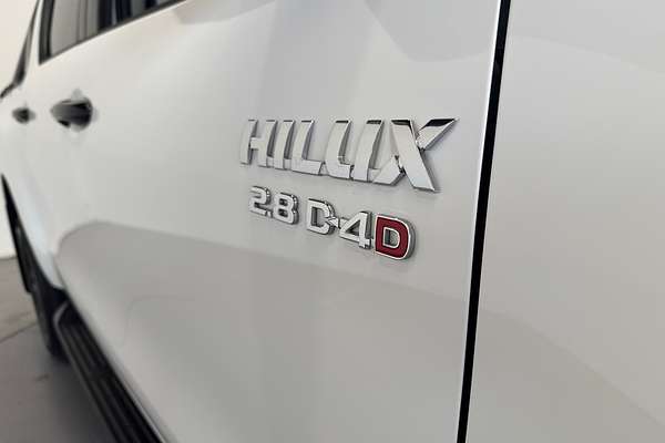 2024 Toyota Hilux SR5 48V GUN126R 4X4