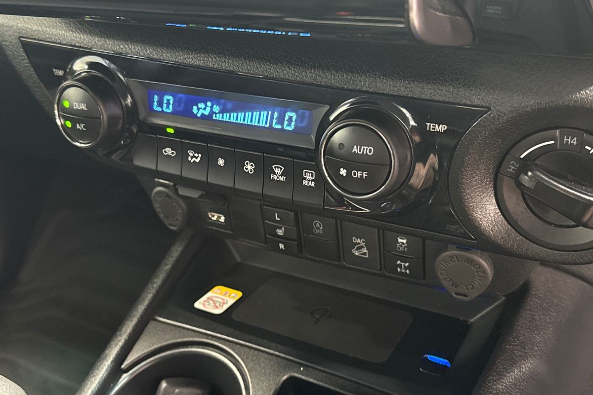 2024 Toyota Hilux SR5 48V GUN126R 4X4